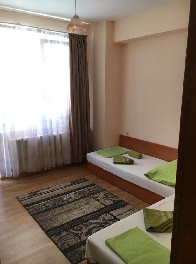 Central House Blagoevgrad Esterno foto