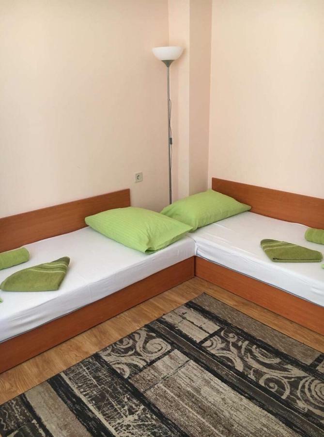 Central House Blagoevgrad Esterno foto